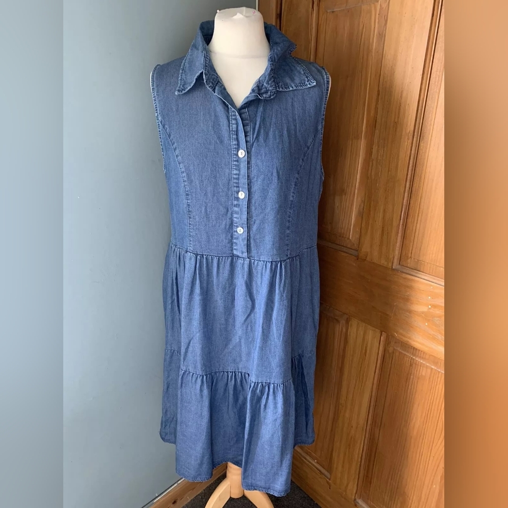 2/20$ valentina Blue Sleeveless Mini Dress